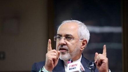 Zarif: En el pacto nuclear no se prohíbe a Irán enriquecer uranio