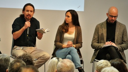 Podemos promete viajes gratis entre  islas y provincias para los jóvenes 