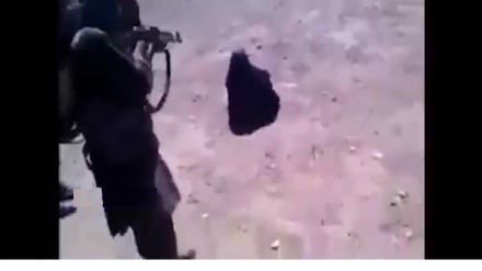 Толиблар яна бир аёлни қатл этишди (видео)