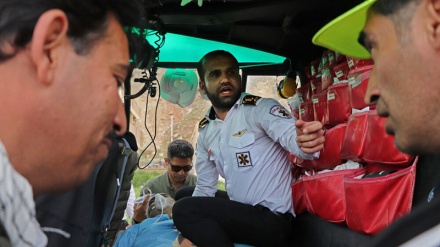 Ekipi i operacioneve speciale të emergjencës në rajonet e përfshira nga përmbytjet në Lorestan