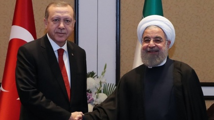 Turquía dice que está listo para fortalecer aún más lazos con Irán