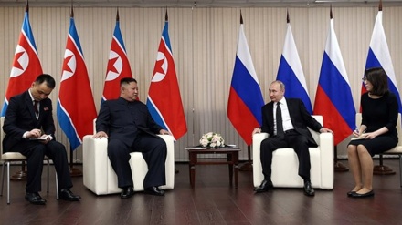 Takimi mes Vladimir Putin dhe Kim Jung-un