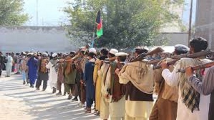 ۱۵۰ تنه طالبان او داعشي ترهګر د افغانستان حکومت ته تسلیم شول