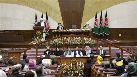 Afghanistan: Ghani urges new MPs to participate in peace process with Taliban