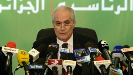 Mwenyekiti wa Baraza la Katiba Algeria ajiuzulu huku maandamano yakiendelea