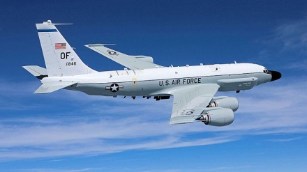 Rilevato aereo militare americano non lontano dalla Crimea