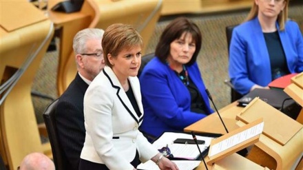 Scottish first minister calls for independence referendum by 2021