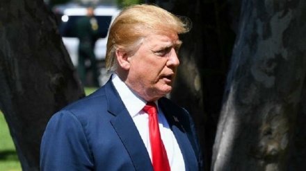 Trump decide eliminar exenciones a sanciones al crudo iraní