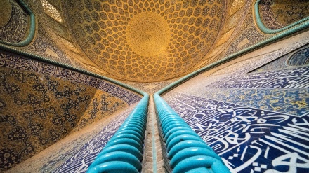 فیلم : مسجد شیخ لطف الله، شاهکار معماری و کاشی کاری دوره صفوی