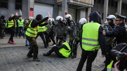 SAUTI, Ufaransa ambayo ni mkandamizaji mkubwa wa vuguvugu la Vizibao vya Njano, yawawekea vikwazo maafisa wa polisi wa Burundi