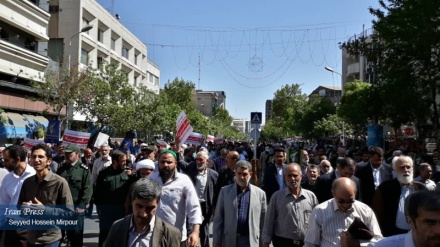 حمایت مردم ایران از سپاه پاسداران با برگزاری راهپیمایی باشکوه