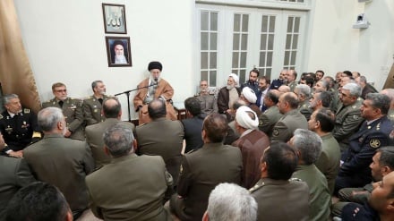 イラン最高指導者、「米はトラブルの連鎖にはまる」