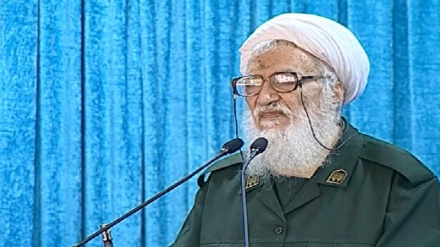 خطیب نماز جمعه تهران: اقدام آمریکا علیه سپاه، نقض قواعد بین المللی است