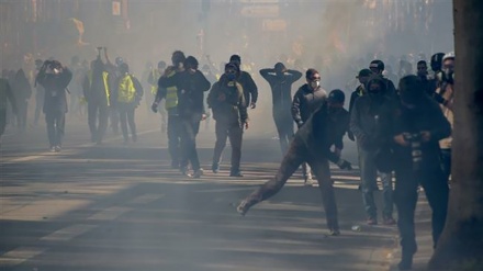 仏・ツールーズでの「黄色いベスト運動」、抗議者４３人が逮捕