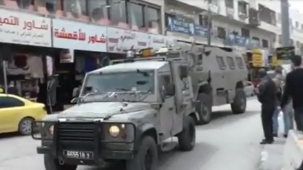 Serdadu Zionis Paksa Pedagang Tutup Toko-toko di al-Khalil