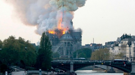 Fotos+Video: Catedral de Notre Dame de París fue devorada por el fuego