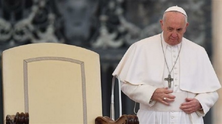Papa ricoverato, Vaticano: è in buone condizioni generali