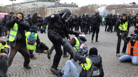 Répression policière contre les gilets jaunes