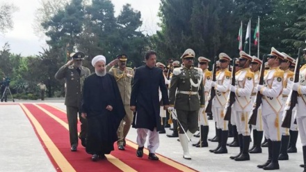 Tehronədə Pakistoni i minə vəziri vindemonon.