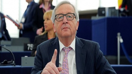 Juncker jep mundësinë e Brexit pa marrëveshje