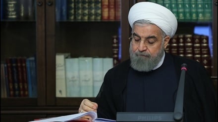 Rais Rouhani asaini sheria ya kuitambua CENTCOM ya Marekani kuwa kundi la kigaidi
