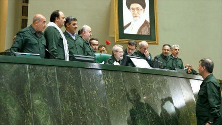 Irán: EEUU y sus FFAA son símbolos del terrorismo internacional