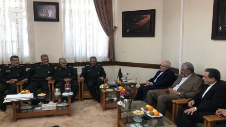 Zarif: Langkah Bodoh AS anti Pasdaran Mendorong Iran semakin Bersatu