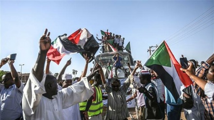 Sudan military rulers urge talks ahead of 'million-man' march