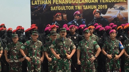 Mengganggu Stabilitas Politik dan Pancasila, Berhadapan dengan TNI!