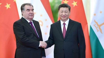 拉赫蒙会见中国国家主席