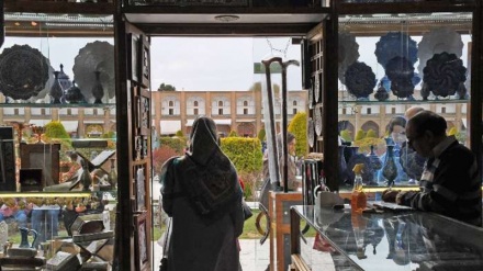 Dynamique du Bazar traditionnel d'Ispahan à Nowrouz