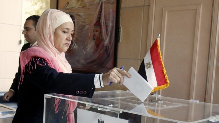 Ejército de Egipto se despliega en las calles por referéndum constitucional