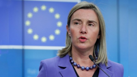 Mogherini thekson nevojën për zgjidhjen paqësore të krizës në Venezuelë