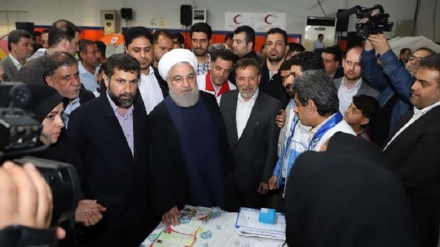 Prezdent Ruhani bə ovəyzi məruz mandə Lorestan iyən Xuzistan ostani səfə