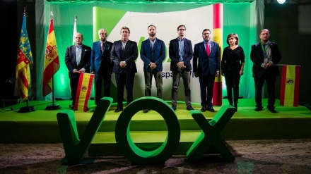 Zbulohen ndihmat financiare të MEK për një parti anti-islame në Spanjë