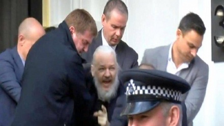 Jeremy Corbyn kundërshton ekstradimin e Assange