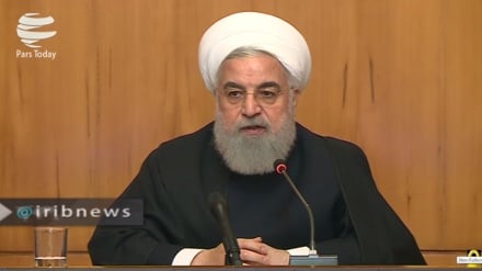 Ruhani: duşmanlaryň basyşlaryna garamazdan Eýran milletiniň gudraty artandyr