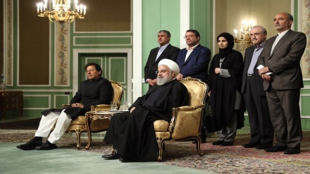 Rohani: Ningún país puede afectar los nexos entre Irán y Paquistán(Fotos+video)