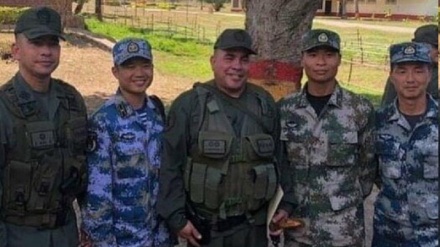 ベネズエラ領の島に１００人超の中国軍兵士が上陸