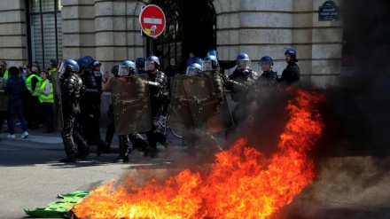 Mijëra protestues francezë përleshen me policinë, ndërsa Macron mbron reformën e pensioneve
