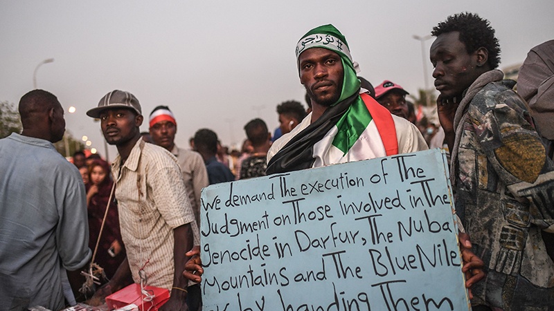 Sudanlılar, Hartum'un Suudi koalisyondan çekilmesini istiyor
