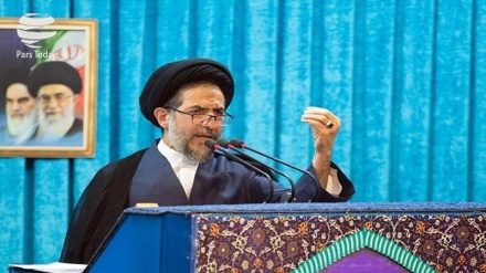 Хатиби намози ҷумъаи Теҳрон: Андешаи Инқилоби Исломӣ ва меҳвари муқовимат монеи нуфузи Амрико дар минтақа шудааст