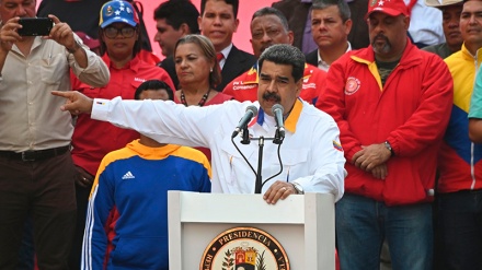 Maduro: En Venezuela no hay lugar para golpistas y autoproclamados