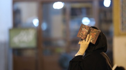 Doa Bersama di Malam ke-23 Ramadhan di Iran (2)