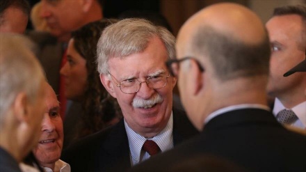 Zarif: Bolton, terroristas de MKO y “Equipo B” apuntan a iraníes