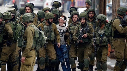 Territori Occupati: arrestati 320 palestinesi 