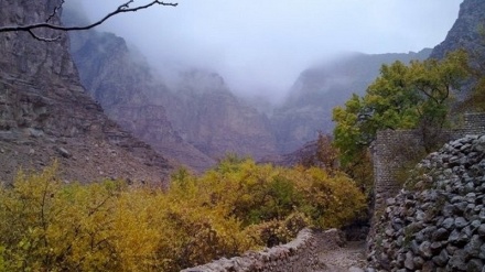 Aquí es Irán (Pueblo Shadkam)