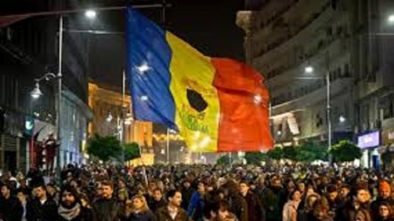 Romania: protesta contro il ministro degli esteri