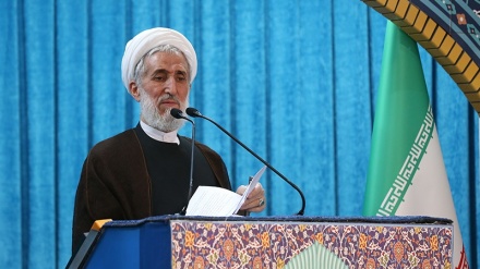  خطیب نماز جمعه تهران: مقاومت یمن بر متجاوزان پیروز خواهد شد