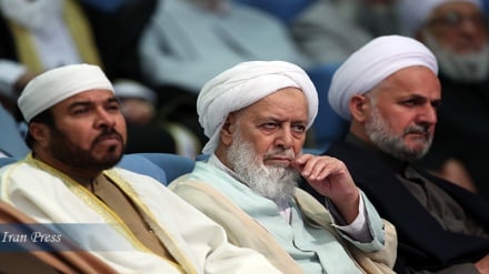 Ruhani:İron jıqo zumande ki heç kəs əy təhdid karde əzın ni.